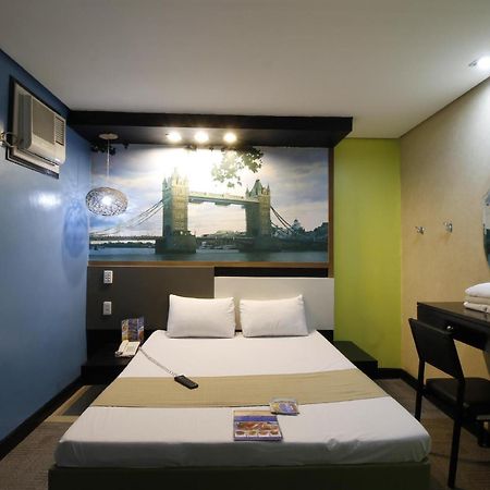 Hotel Dreamworld Araneta Cubao Dış mekan fotoğraf