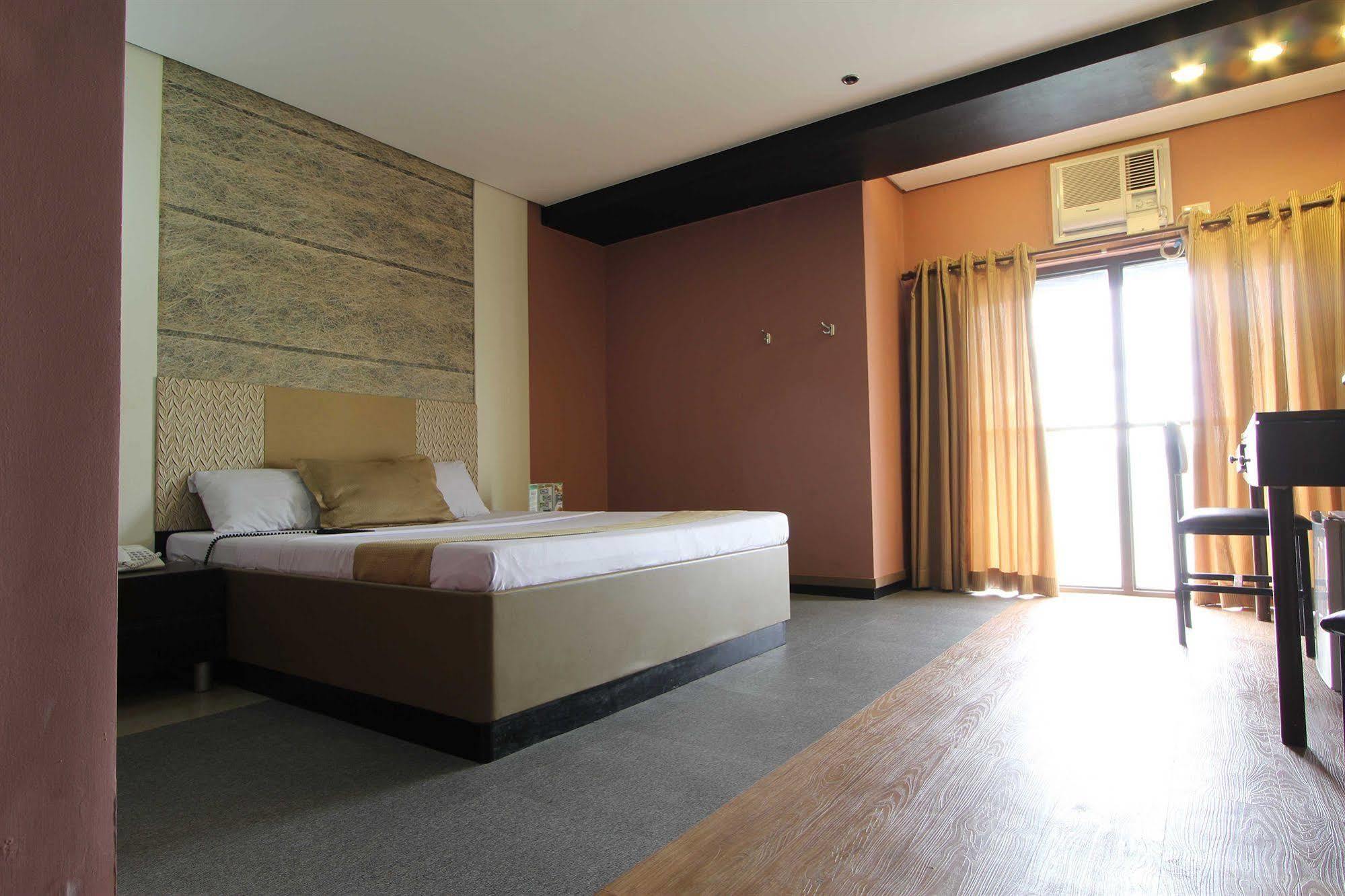 Hotel Dreamworld Araneta Cubao Dış mekan fotoğraf