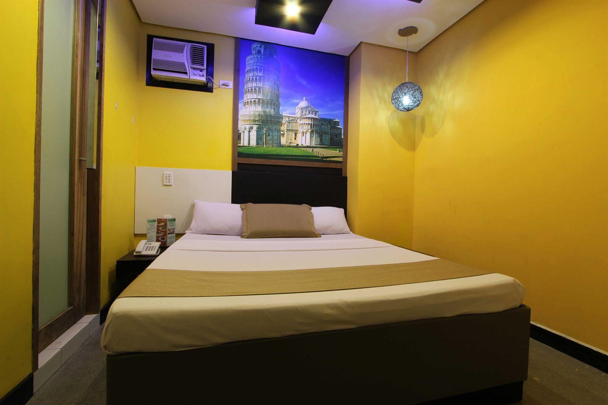 Hotel Dreamworld Araneta Cubao Dış mekan fotoğraf