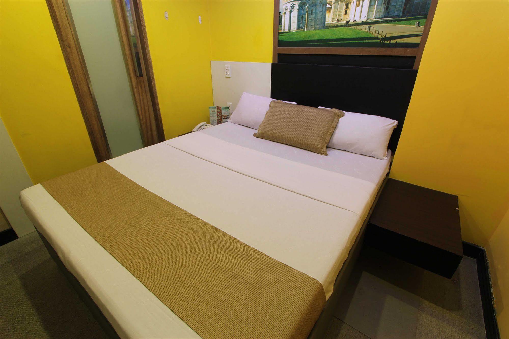 Hotel Dreamworld Araneta Cubao Dış mekan fotoğraf